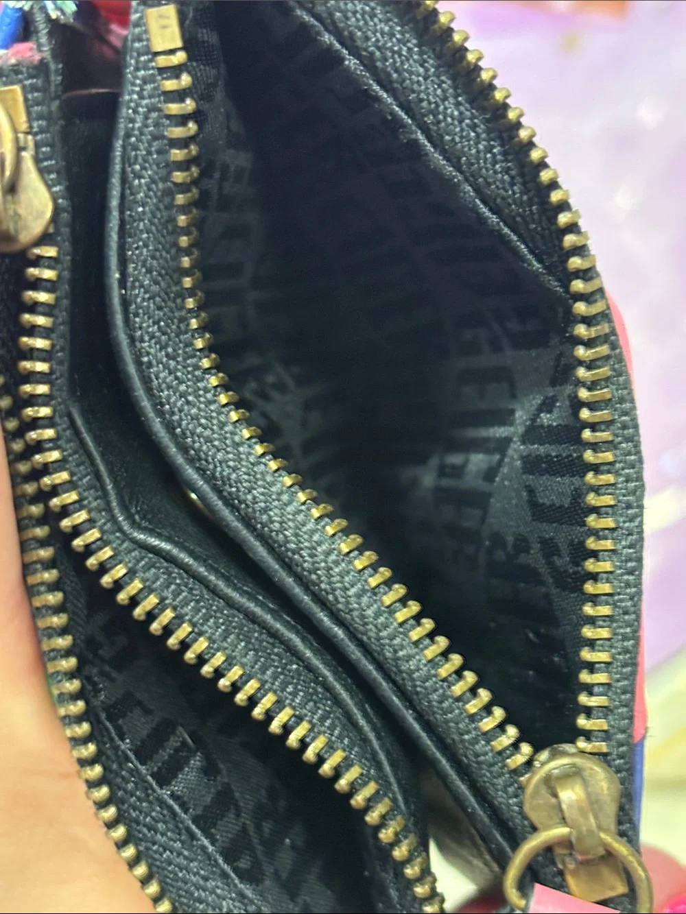 Kurt Geiger Rainbow🌈Zipper Wallet